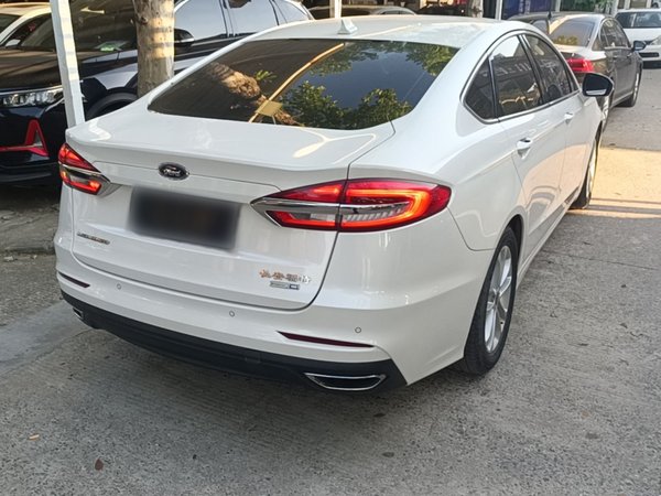 Ford Mondeo 2018, 86800 км, за 9101 USD - фото 6
