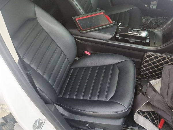 Ford Mondeo 2018, 86800 км, за 9101 USD - фото 23