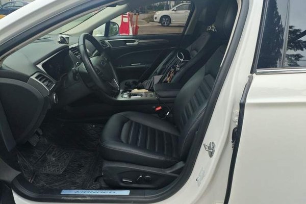 Ford Mondeo 2020, 68900 км, за 10120 USD - фото 12