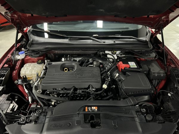 Ford Mondeo 2022, 11600 км, за 16758 USD - фото 17