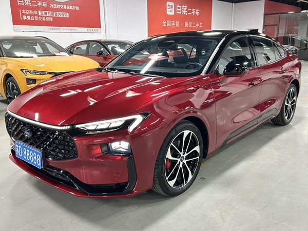 Ford Mondeo · 2022 год