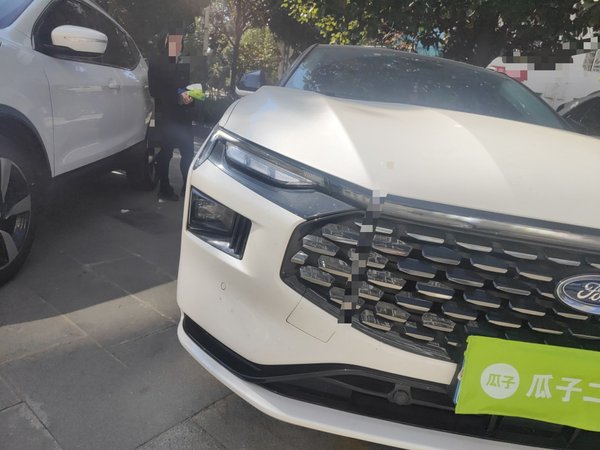 Ford Mondeo 2022, 16600 км, за 19758 USD - фото 7