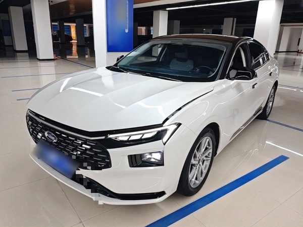 Ford Mondeo · 2022 год