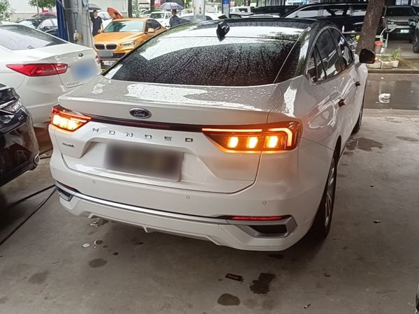 Ford Mondeo 2022, 57200 км, за 16414 USD - фото 6
