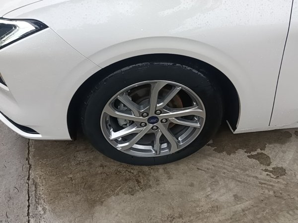Ford Mondeo 2022, 57200 км, за 16414 USD - фото 8