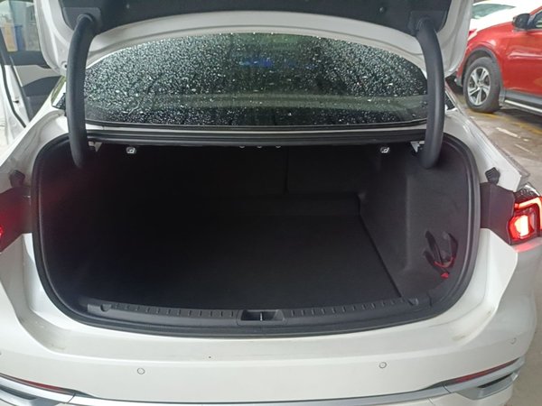 Ford Mondeo 2022, 57200 км, за 16414 USD - фото 22