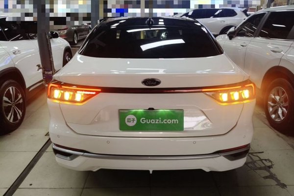Ford Mondeo 2022, 60300 км, за 16739 USD