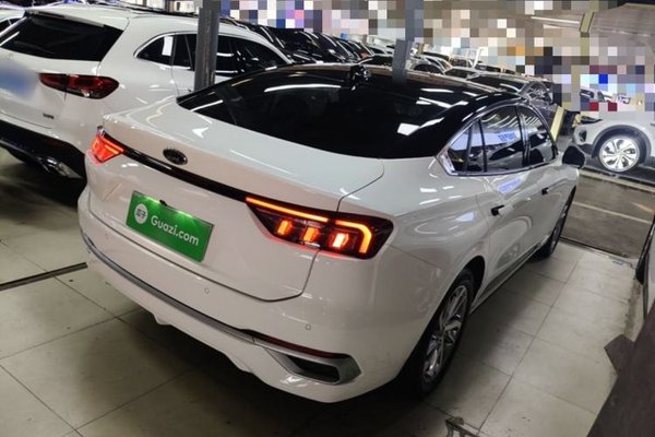 Ford Mondeo 2022, 60300 км, за 16739 USD - фото 6