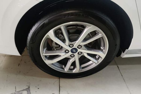 Ford Mondeo 2022, 60300 км, за 16739 USD - фото 10