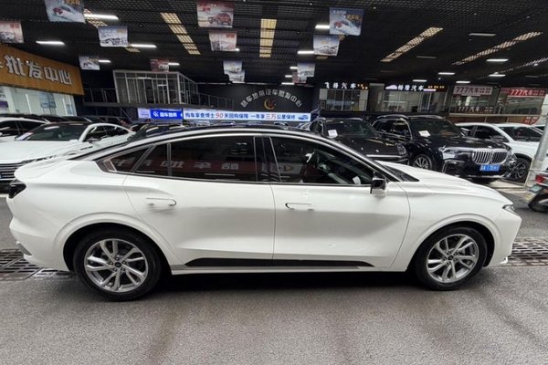 Ford Mondeo 2022, 60300 км, за 16739 USD - фото 11