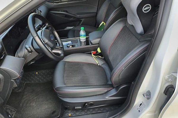 Ford Mondeo 2023, 21900 км, за 14993 USD - фото 15
