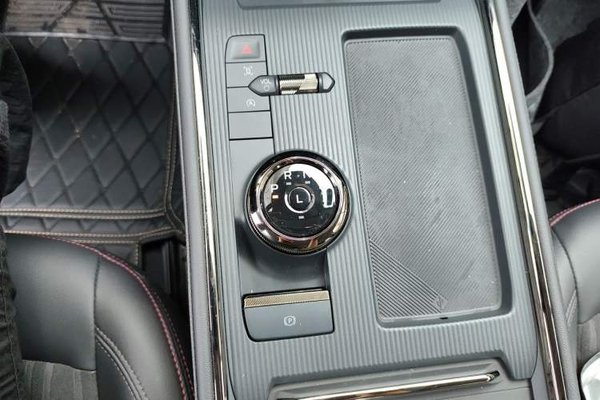 Ford Mondeo 2023, 12700 км, за 14708 USD - фото 14