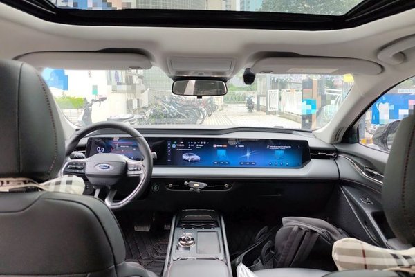 Ford Mondeo 2023, 12700 км, за 14708 USD - фото 18