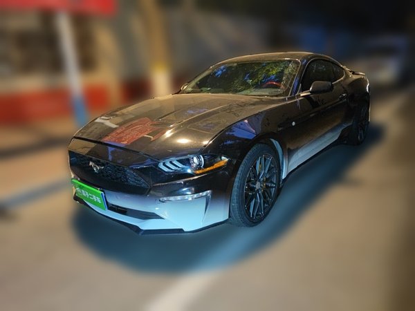Ford Mustang · 2018 год