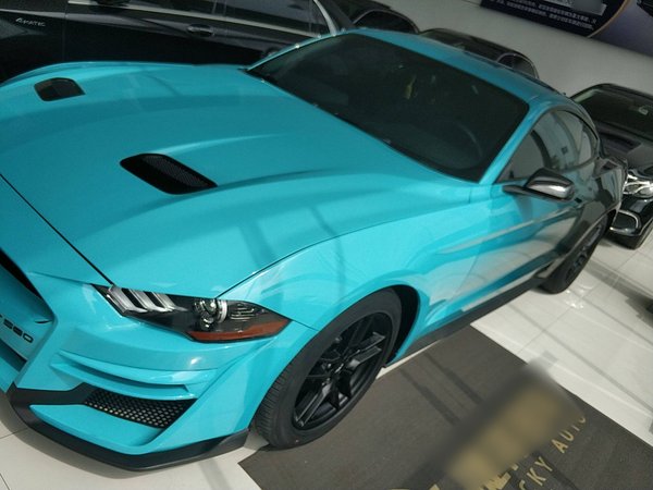 Ford Mustang 2019, 63400 км, за 24136 USD