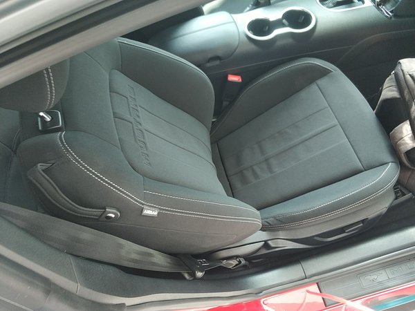 Ford Mustang 2019, 63400 км, за 24136 USD - фото 24