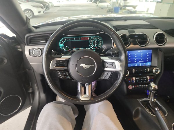 Ford Mustang 2021, 17800 км, за 47668 USD - фото 14