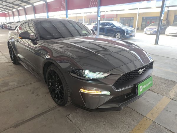 Ford Mustang 2021 2.3T EcoBoost, 2021 года