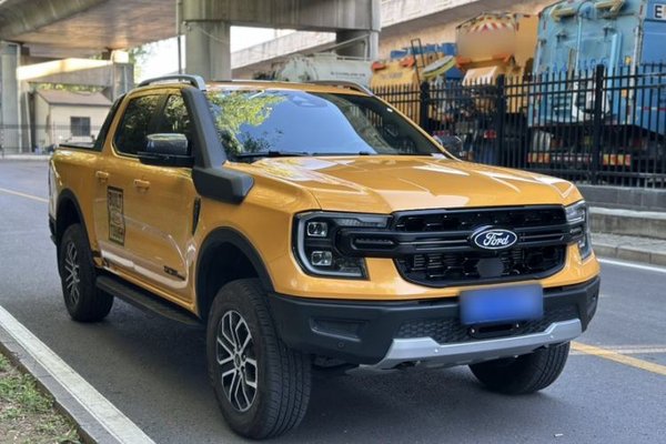 Ford Ranger 2023, 1700 км, за 33286 USD