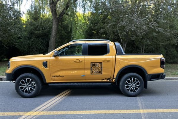 Ford Ranger 2023, 1700 км, за 33286 USD - фото 9