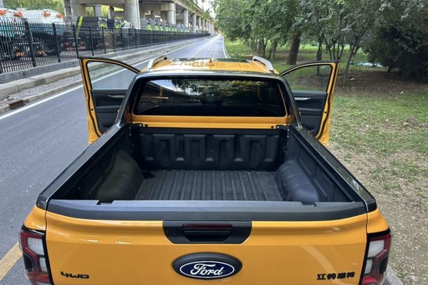 Ford Ranger 2023, 1700 км, за 33286 USD