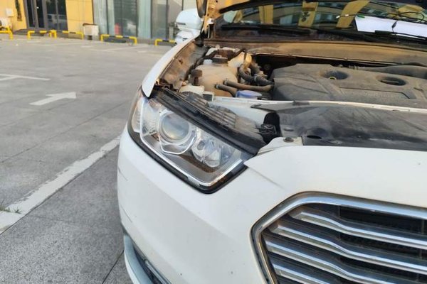 Ford Taurus 2015, 85800 км, за 7832 USD - фото 7