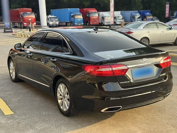 Ford Taurus 2017, 150000 км, за 8330 USD