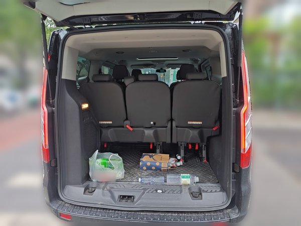 Ford Tourneo Custom 2020, 57000 км, за 16076 USD - фото 20