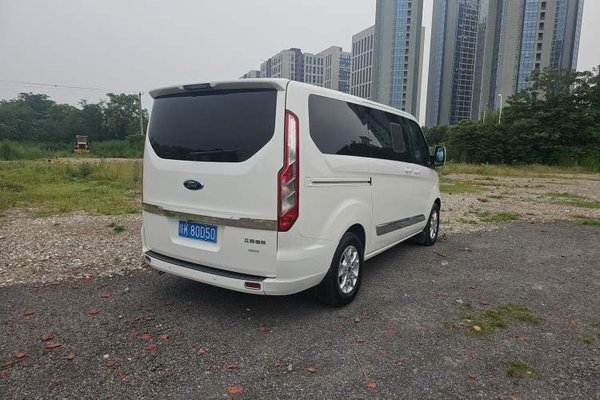 Ford Tourneo Custom 2020, 56800 км, за 17661 USD