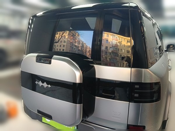 Formula Leopard Tai 7 2025, 4699 км, за 32588 USD