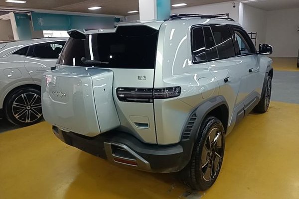 Formula Leopard Titanium 3 2025, 7600 км, за 20550 USD - фото 6