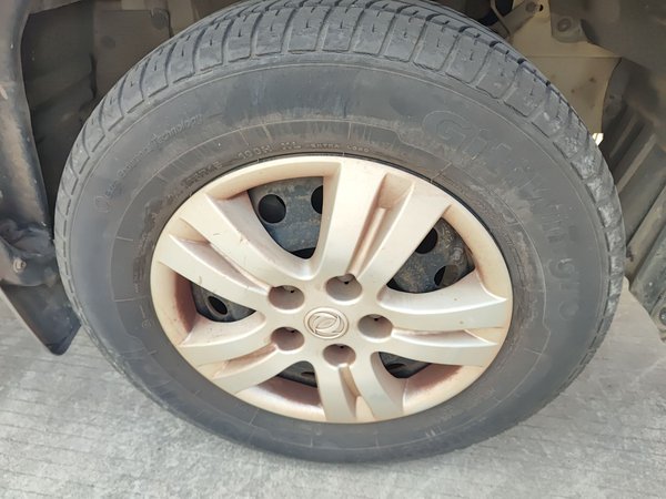 Forthing Lingzhi 2016, 39700 км, за 3212 USD - фото 8