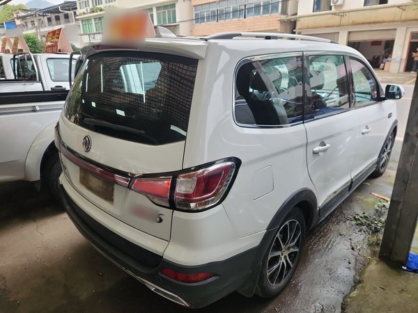 Forthing SX6 2016, 92100 км, за 3851 USD - фото 6