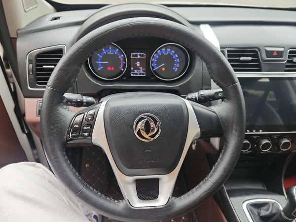 Forthing SX6 2016, 92100 км, за 3851 USD - фото 14