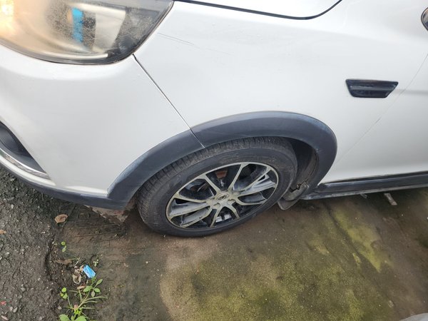 Forthing SX6 2016, 92100 км, за 3851 USD - фото 8