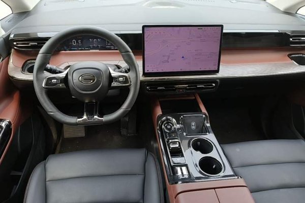 GAC Trumpchi E8 New Energy 2024, 10200 км, за 27461 USD - фото 12