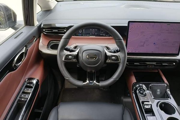 GAC Trumpchi E8 New Energy 2024, 10200 км, за 27461 USD - фото 13