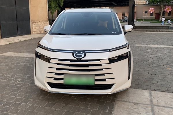 GAC Trumpchi E8 New Energy 2024, 48100 км, за 20633 USD