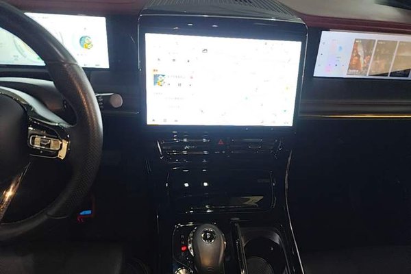 GAC Trumpchi E9 2023, 40800 км, за 29209 USD - фото 9