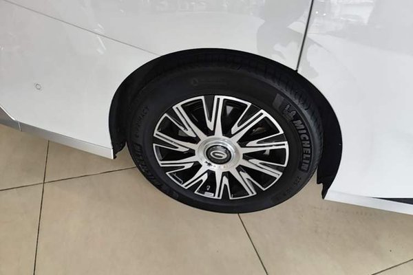 GAC Trumpchi E9 2023, 40800 км, за 29209 USD