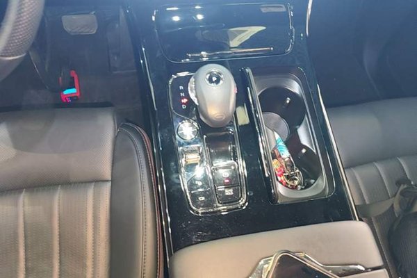 GAC Trumpchi E9 2023, 40800 км, за 29209 USD - фото 10