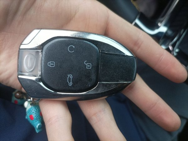 GAC Trumpchi EMPOW 2021, 29800 км, за 9584 USD - фото 16