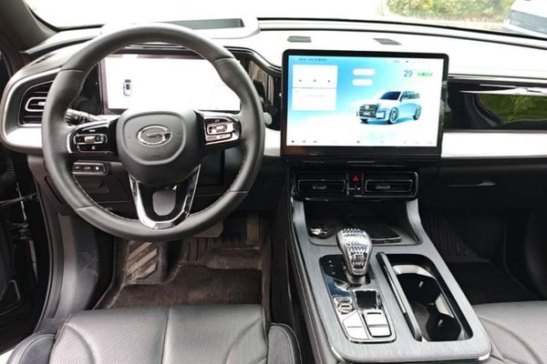 GAC Trumpchi ES9 2024, 13600 км, за 21937 USD - фото 13