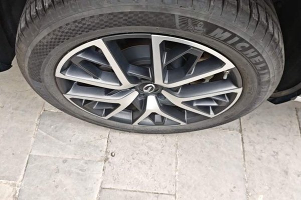GAC Trumpchi ES9 2024, 13600 км, за 21937 USD - фото 10