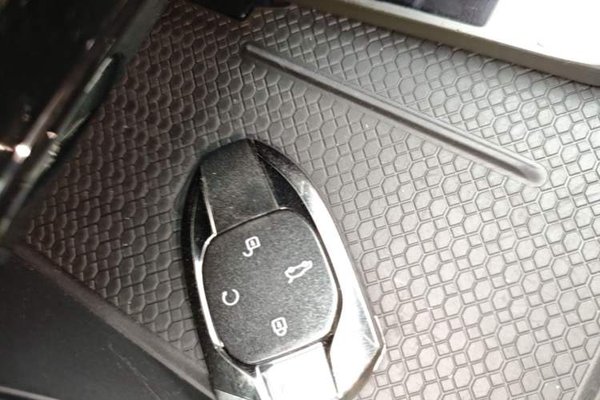 GAC Trumpchi ES9 2024, 13600 км, за 21937 USD - фото 12