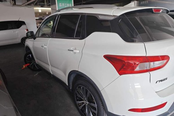 GAC Trumpchi GS4 2017, 50400 км, за 6913 USD