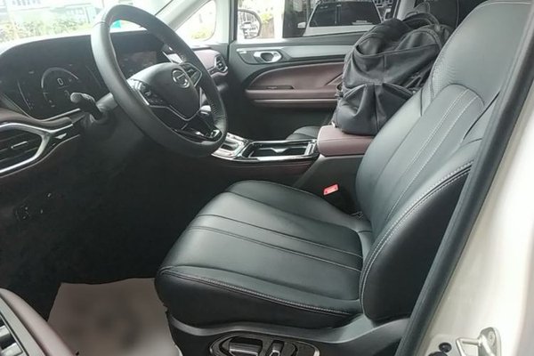 GAC Trumpchi M6 2023, 11100 км, за 14537 USD - фото 17