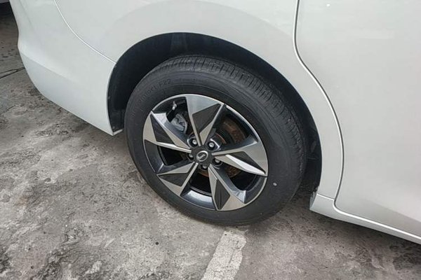GAC Trumpchi M6 2023, 11100 км, за 14537 USD - фото 11