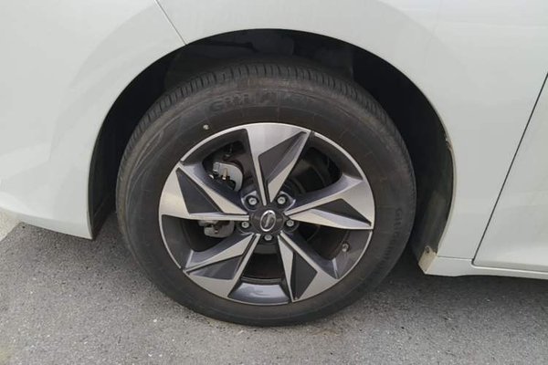 GAC Trumpchi M6 2023, 1500 км, за 16912 USD - фото 10