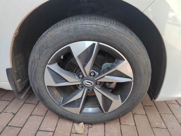 GAC Trumpchi M6 2023, 39000 км, за 13797 USD